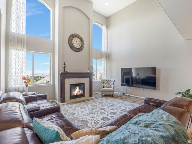 1937 W SHADOW WOOD DR, Lehi, UT 84048