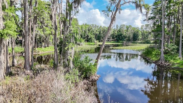 2610 CABOT ROAD, Land O Lakes, FL 34639
