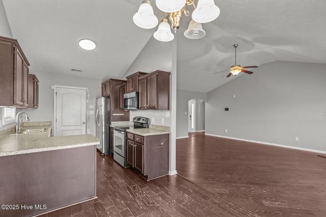 279 Merin Height Road, Jacksonville, NC 28546