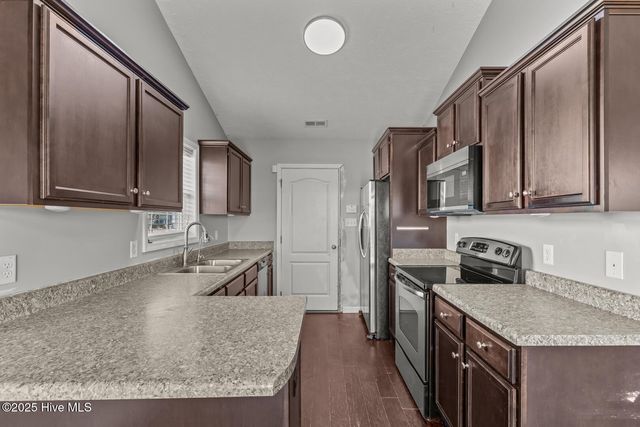 279 Merin Height Road, Jacksonville, NC 28546