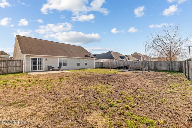 279 Merin Height Road, Jacksonville, NC 28546
