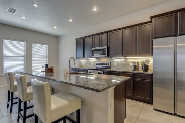 7201 94th Street, Lubbock, TX 79424