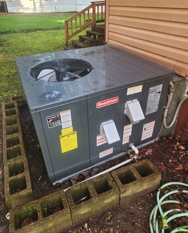 45 Walker Rd, Springville, TN 38256