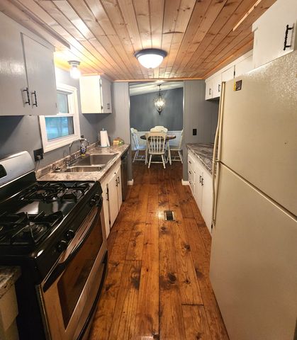 45 Walker Rd, Springville, TN 38256