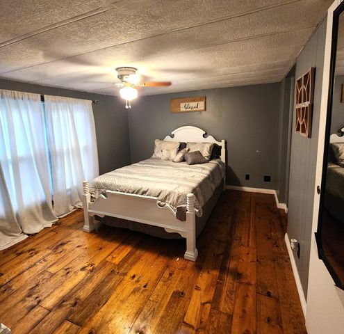 45 Walker Rd, Springville, TN 38256