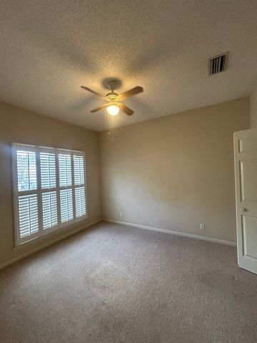 111 Hanging Moss Drive, St Simons Island, GA 31522