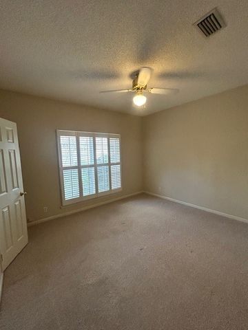 111 Hanging Moss Drive, St Simons Island, GA 31522