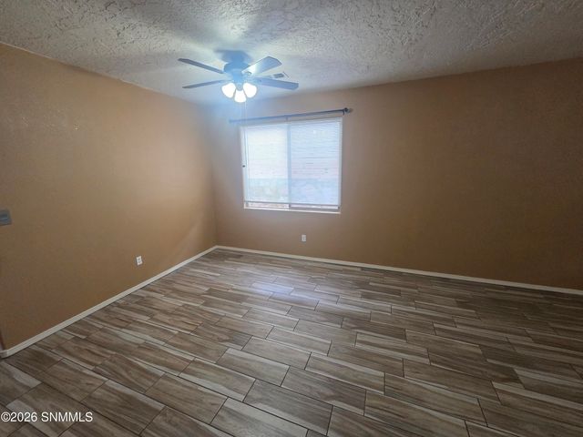 2537 Tierra Grande Court, Las Cruces, NM 88011