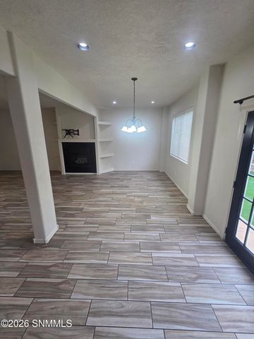 2537 Tierra Grande Court, Las Cruces, NM 88011
