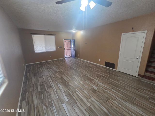 2537 Tierra Grande Court, Las Cruces, NM 88011