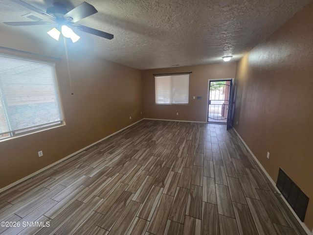 2537 Tierra Grande Court, Las Cruces, NM 88011