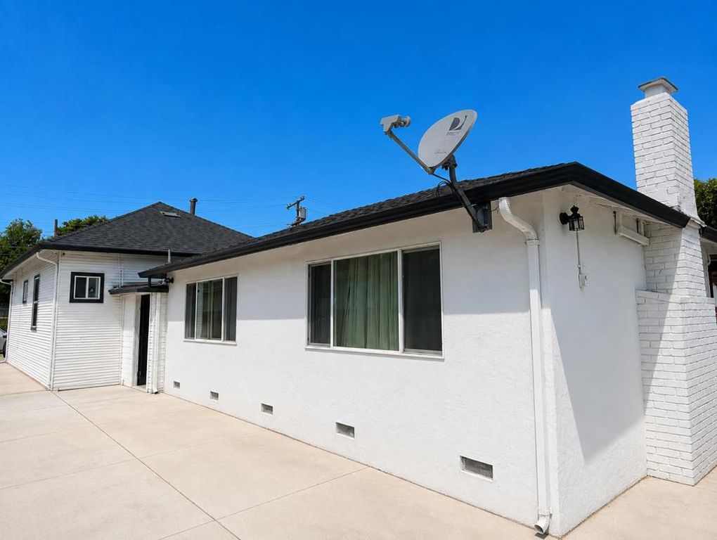 Image 5 of property listing at 410 Josefa Street 1, San Jose, CA 95126