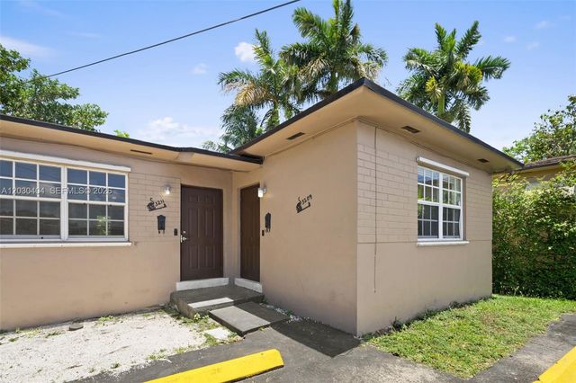 3211 NW 13th Ter 3211, Miami, FL 33125