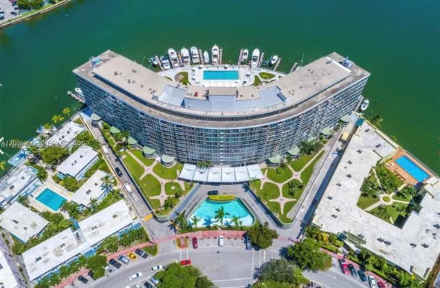 900 Bay Drive 207, Miami Beach, FL 33141