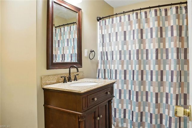 435 Dauphin LN, Virginia Beach, VA 23452