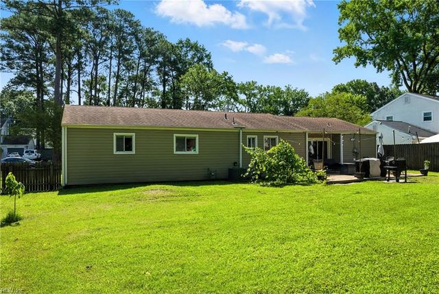 435 Dauphin LN, Virginia Beach, VA 23452