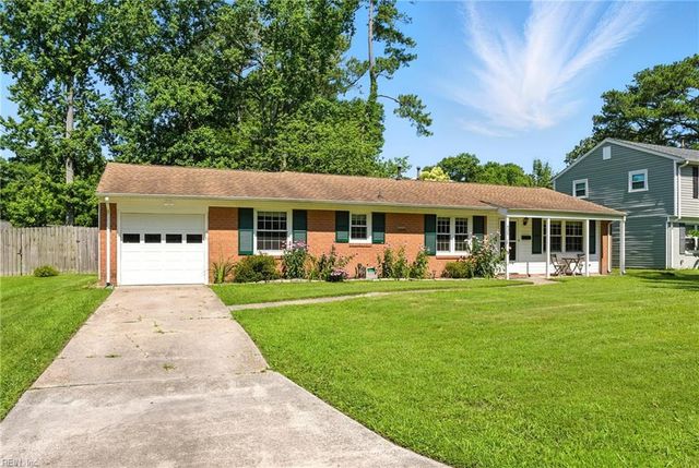 435 Dauphin LN, Virginia Beach, VA 23452
