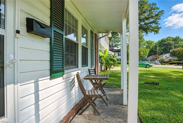 435 Dauphin LN, Virginia Beach, VA 23452