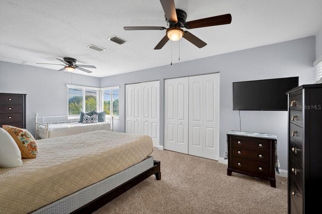 10 FLEMING COURT, Palm Coast, FL 32137