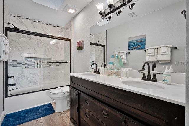 10 FLEMING COURT, Palm Coast, FL 32137