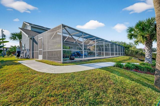 10 FLEMING COURT, Palm Coast, FL 32137