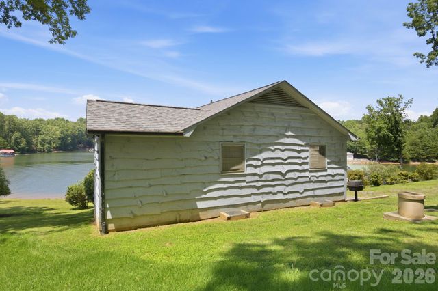 178 Penicillin Point, Troutman, NC 28166