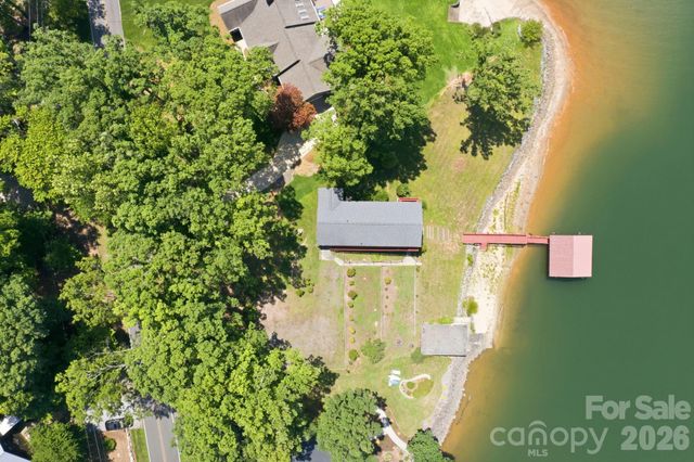 178 Penicillin Point, Troutman, NC 28166