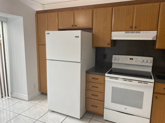 3961 Cocoplum Circle F, Coconut Creek, FL 33063