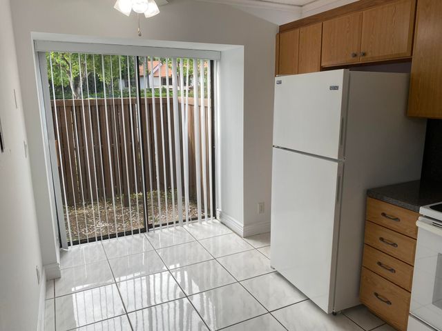 3961 Cocoplum Circle F, Coconut Creek, FL 33063