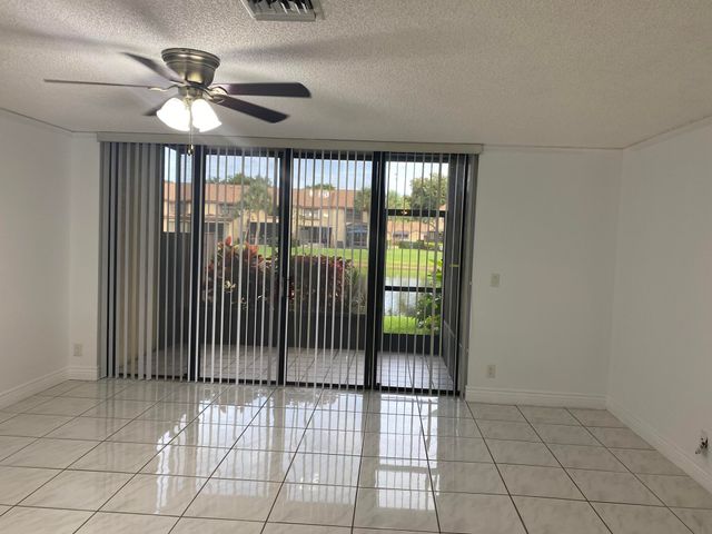 3961 Cocoplum Circle F, Coconut Creek, FL 33063