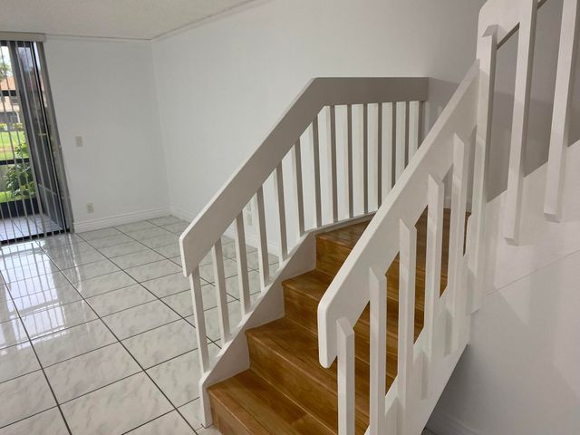 3961 Cocoplum Circle F, Coconut Creek, FL 33063