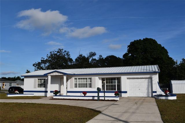 2255 LESLEE LAKE DRIVE N, St Petersburg, FL 33713