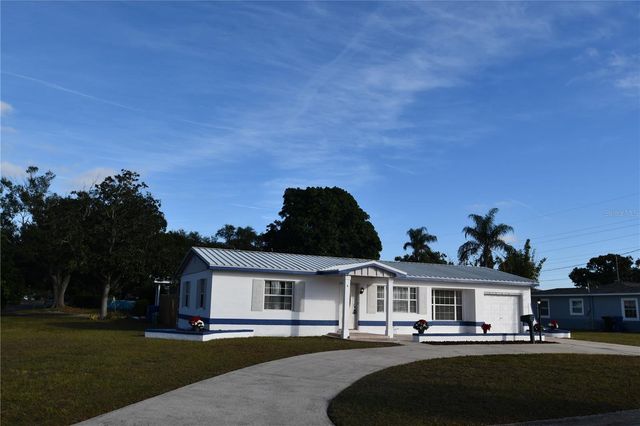 2255 LESLEE LAKE DRIVE N, St Petersburg, FL 33713