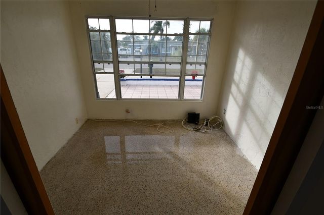 2255 LESLEE LAKE DRIVE N, St Petersburg, FL 33713