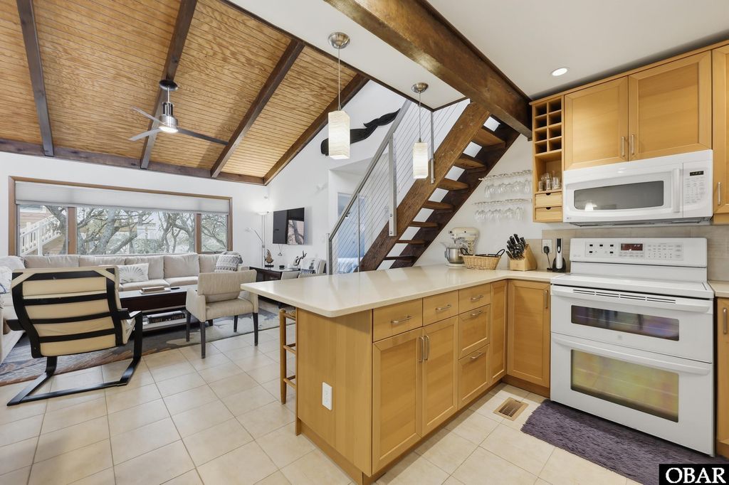 Image 3 of property listing at 125 Seabreeze Drive Lot 10, Duck, NC 27949