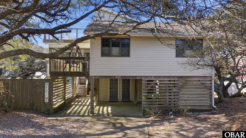 Image 4 of property listing at 125 Seabreeze Drive Lot 10, Duck, NC 27949