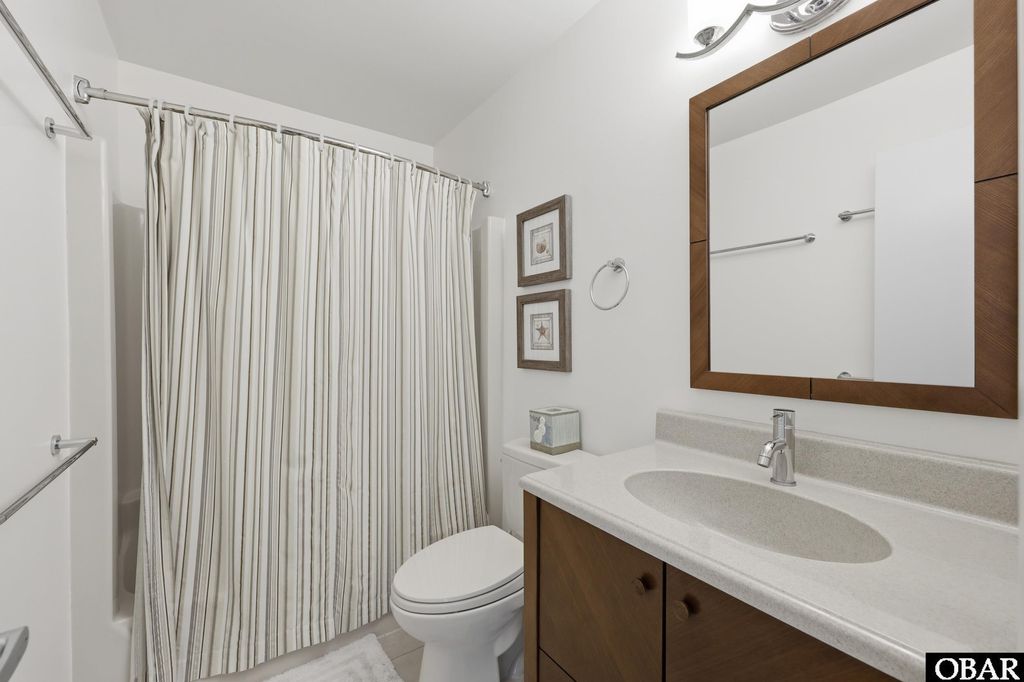 Image 32 of property listing at 125 Seabreeze Drive Lot 10, Duck, NC 27949