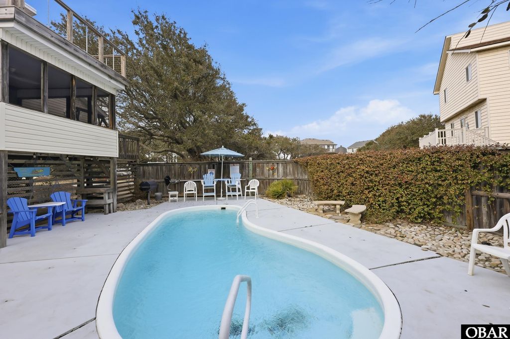 Image 42 of property listing at 125 Seabreeze Drive Lot 10, Duck, NC 27949