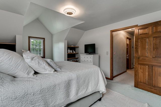 3040 WINDFIELD DRIVE, Neenah, WI 54956