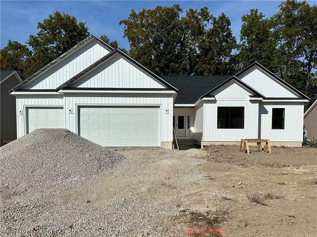 3644 Elizabeth Drive, Vermilion, OH 44089