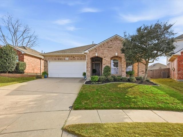 12721 Old MacGregor Lane, Fort Worth, TX 76244