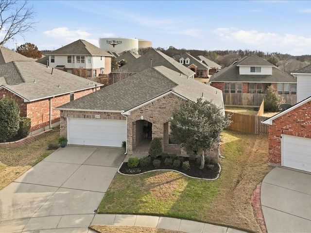 12721 Old MacGregor Lane, Fort Worth, TX 76244