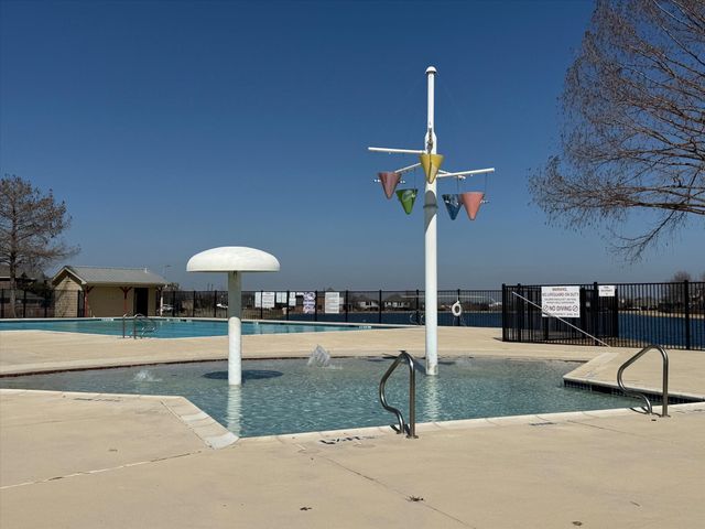 12721 Old MacGregor Lane, Fort Worth, TX 76244