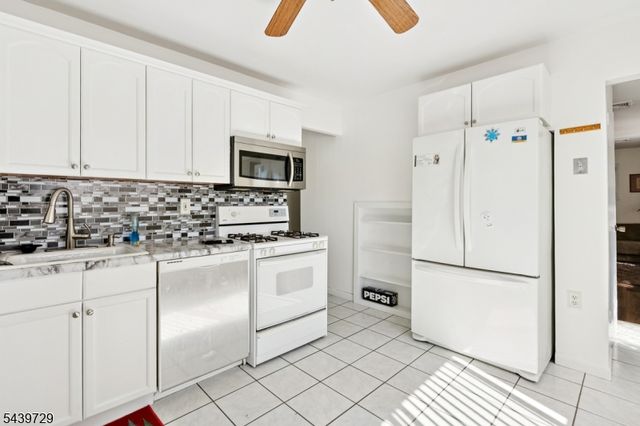 111 Ovington Ave, Edison Twp., NJ 08817