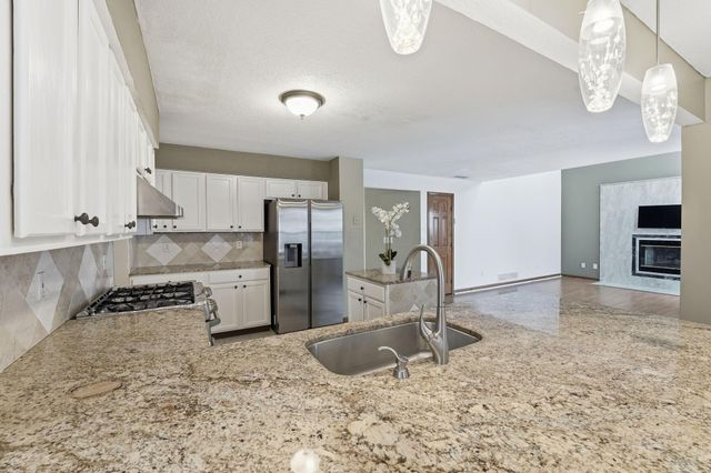 5660 Newington Drive, Hilliard, OH 43026