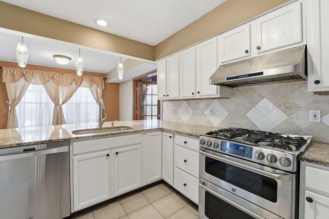 5660 Newington Drive, Hilliard, OH 43026