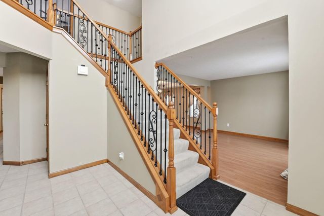 5660 Newington Drive, Hilliard, OH 43026