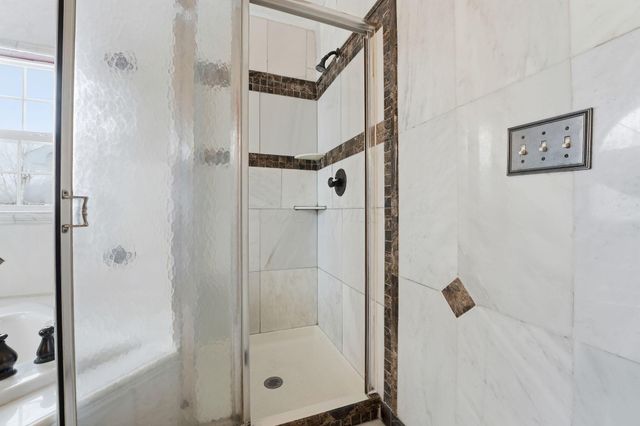 5660 Newington Drive, Hilliard, OH 43026