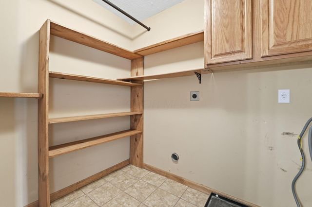 5660 Newington Drive, Hilliard, OH 43026