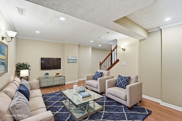 5660 Newington Drive, Hilliard, OH 43026